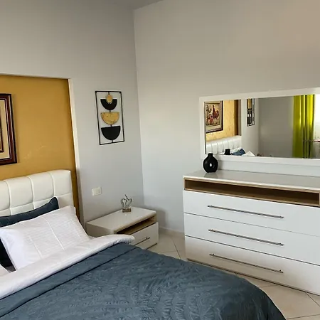 Modern Apartment *